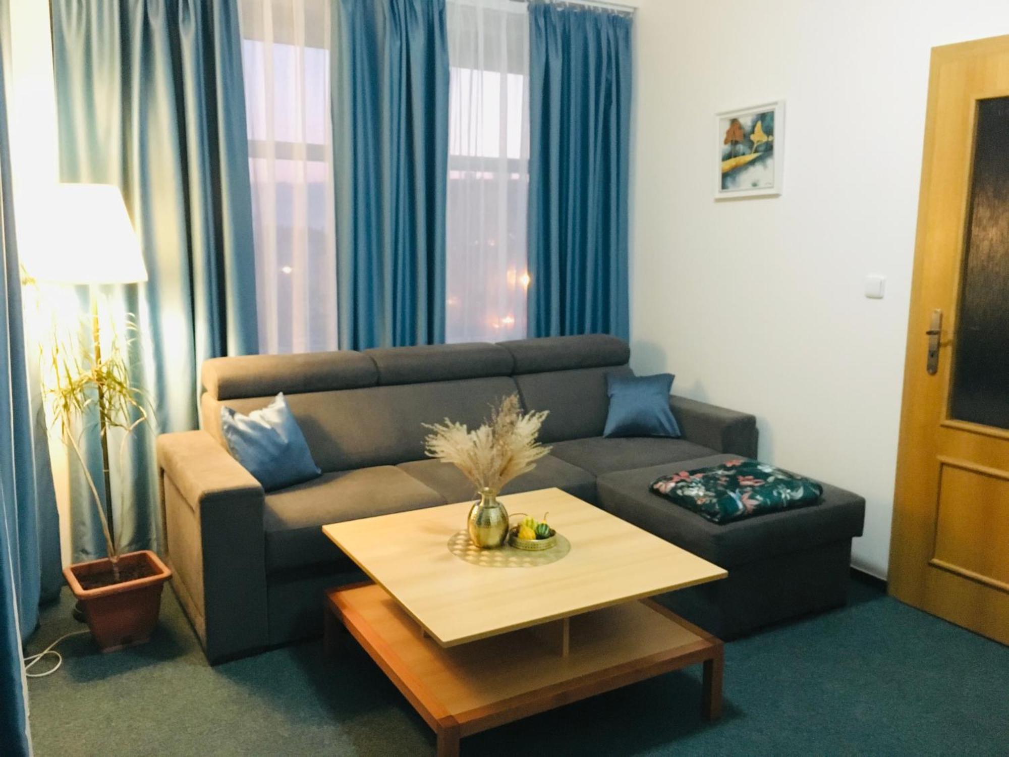 Penzion Hotelu Central Dvůr Králové nad Labem 외부 사진