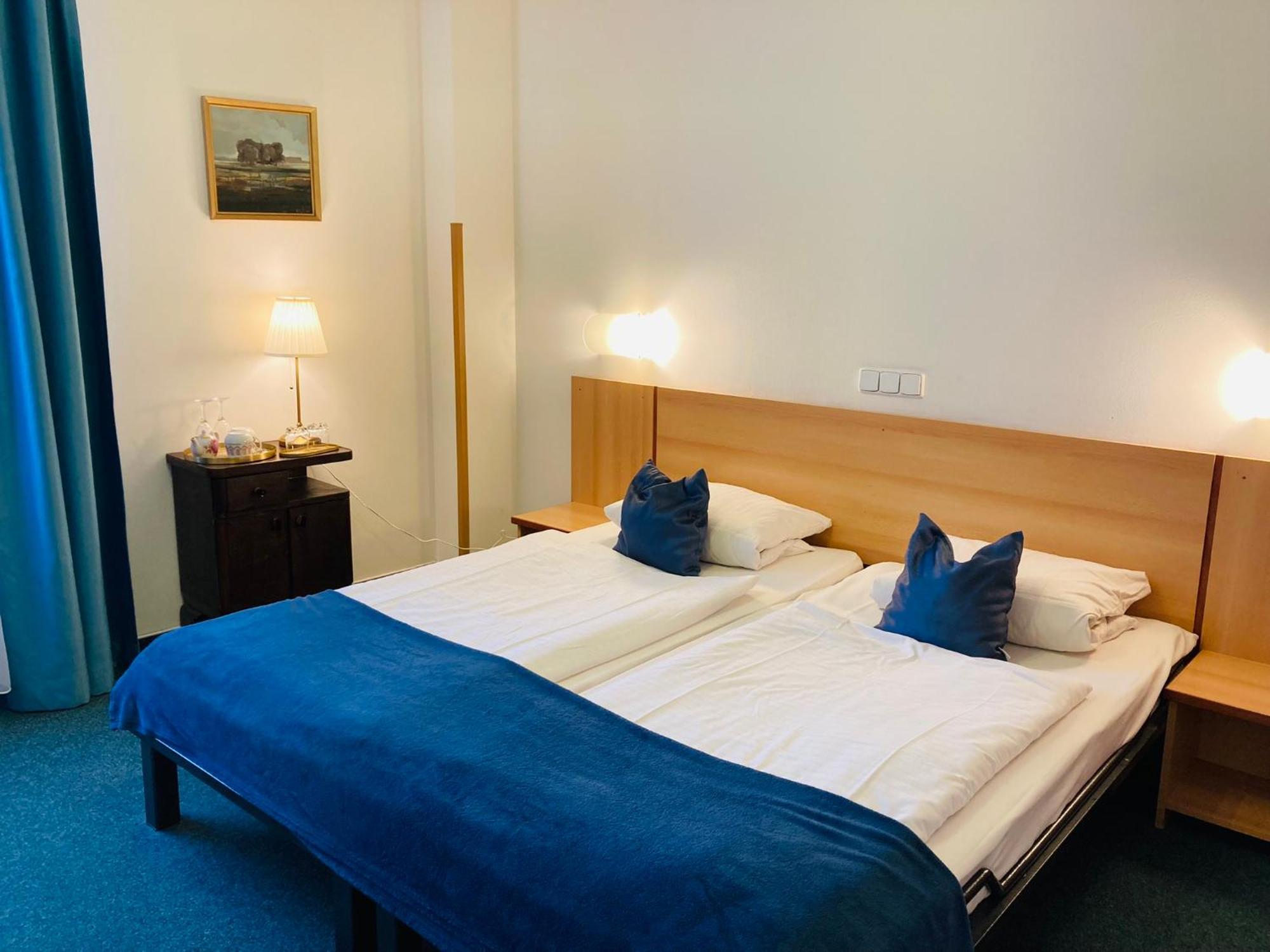 Penzion Hotelu Central Dvůr Králové nad Labem 외부 사진