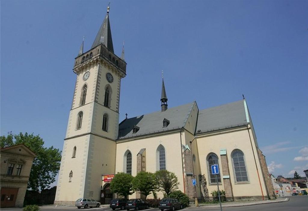 Penzion Hotelu Central Dvůr Králové nad Labem 외부 사진